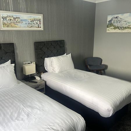 Dolphin Hotel Cambridge St Ives  Eksteriør bilde